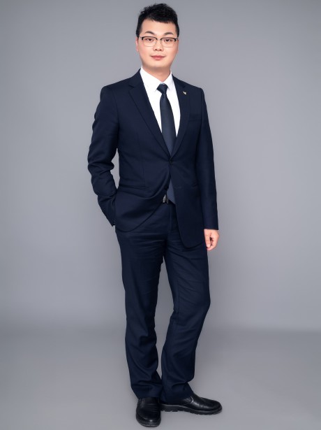 赵飞洋律师，男，兰州律师协会青年律师专业委员会委员，从事律师职业4年。现担任甘肃赛莱律师事务所专职律师。