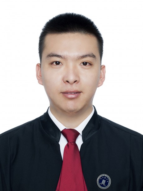 钟剑律师，男，现为甘肃赛莱律师事务所律师助理。