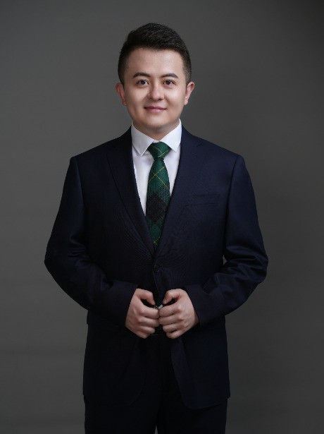 孟啸宇律师，毕业于中国人民公安大学，法学学士学位，曾就职于中国工商银行股份有限公司甘肃省分行法律事务部，现为甘肃赛莱律师事务所专职律师。主要擅长金融纠纷，同时对涉不动产纠纷、民间借贷纠纷、劳动争议案件