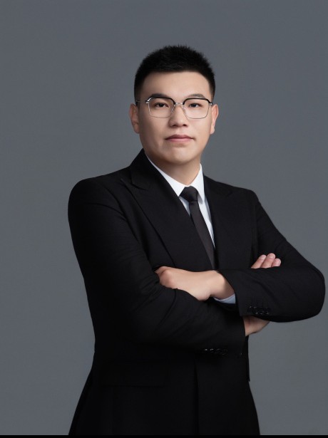 张瑞中，男，2016年毕业于兰州理工大学能源与动力工程学院，工学学士，工程师，持有专利代理师资格证，现为甘肃赛莱律师事务所专职律师（执业证号：16201202510875820）。擅长方向：民商事经济